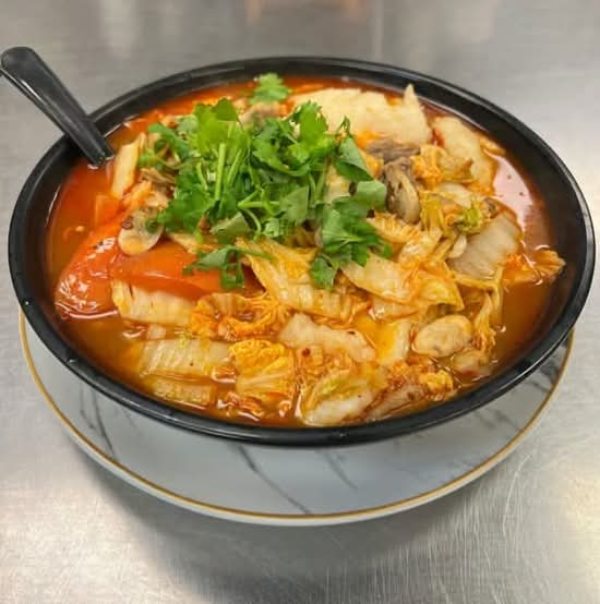 Thai Tom Yum Goong Soup (泰式冬蔭功湯)